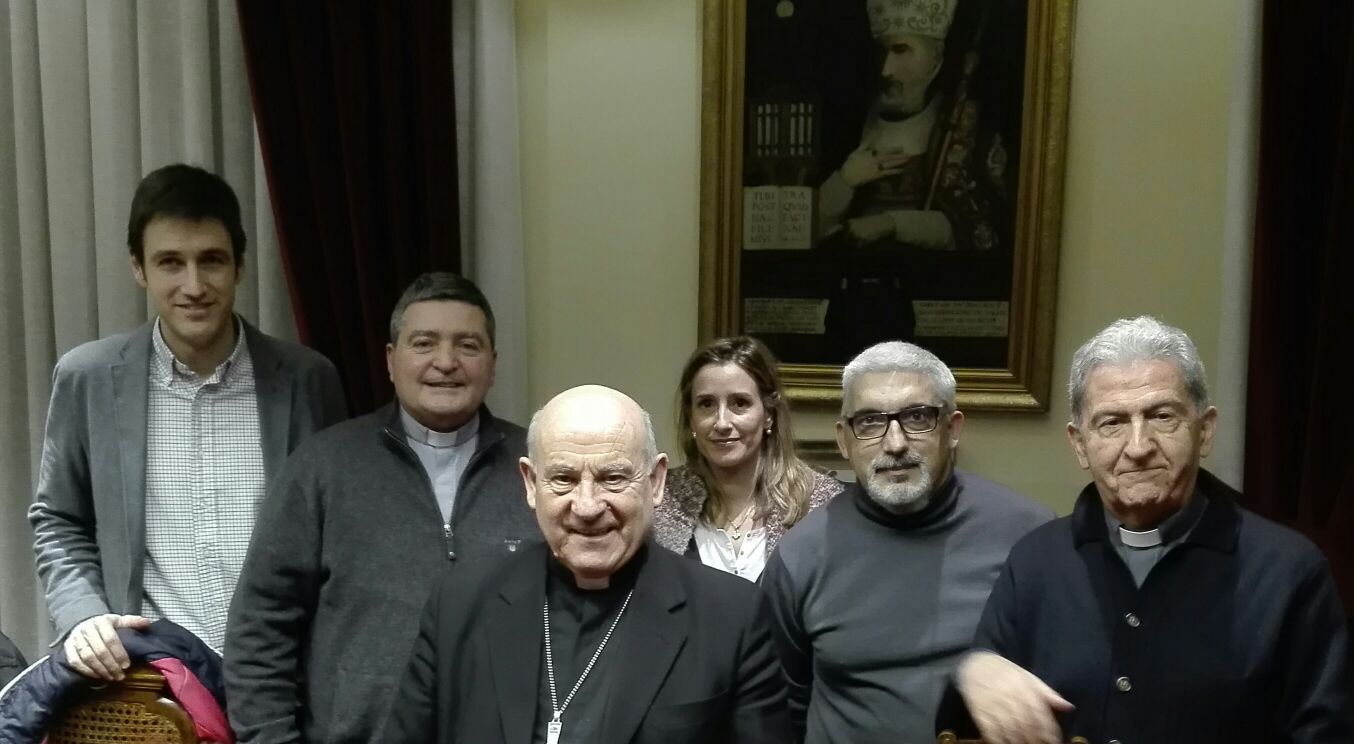 Presentación de las memorias al Arzobispo