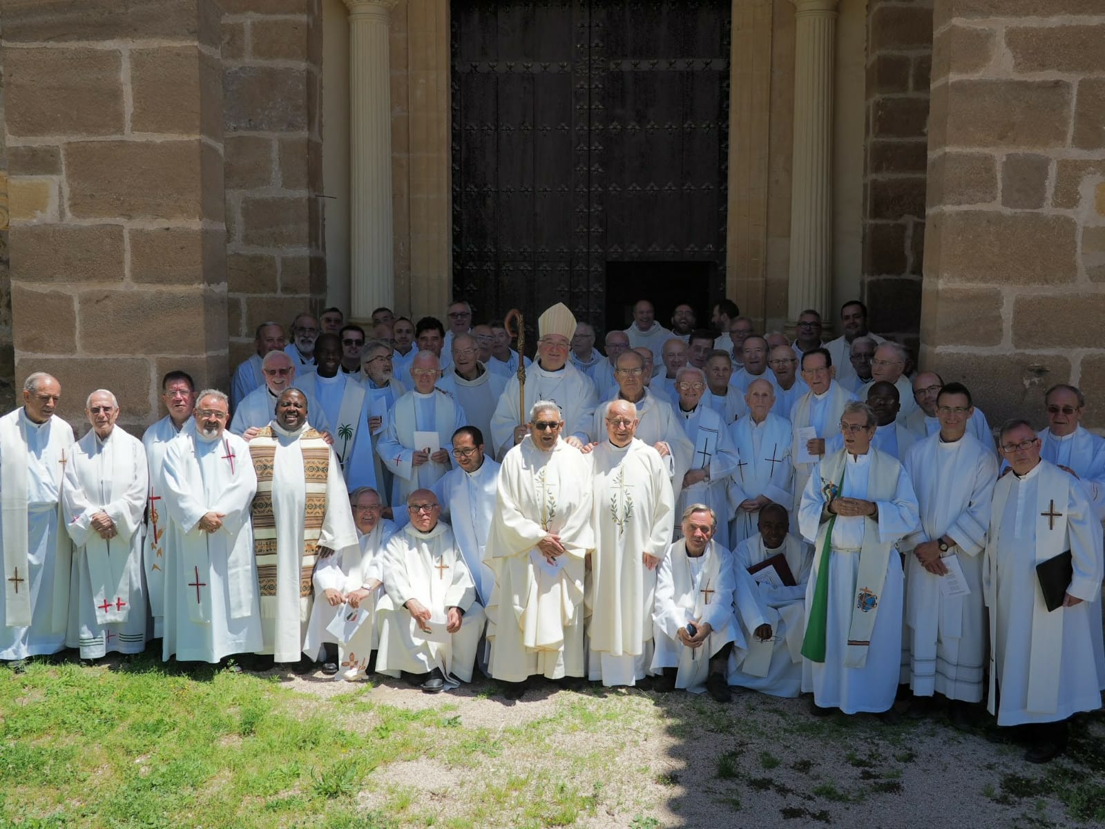 El COF formador en bodas de oro sacerdotales